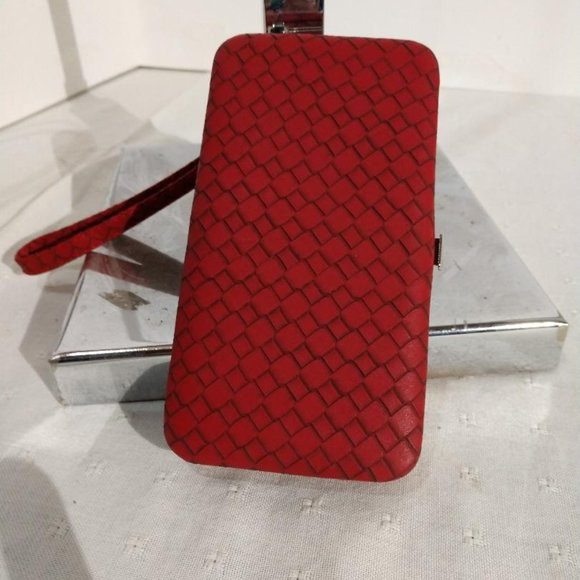 Ashburn Red Weaved Classic Smartphone Clutch 6-1/2 x 3-1/2 - Picture 1 of 4